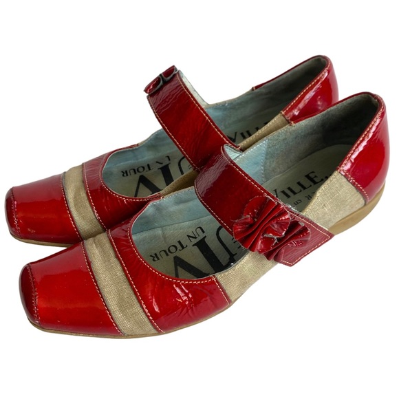 un tour en ville Shoes - Un Tour En Ville Mary Jane style red patent shoes EU38
